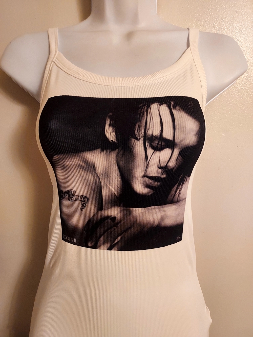 yungblud tank top yungblud crop top idols ii 2 tour yungblood baby tee Tour 2026